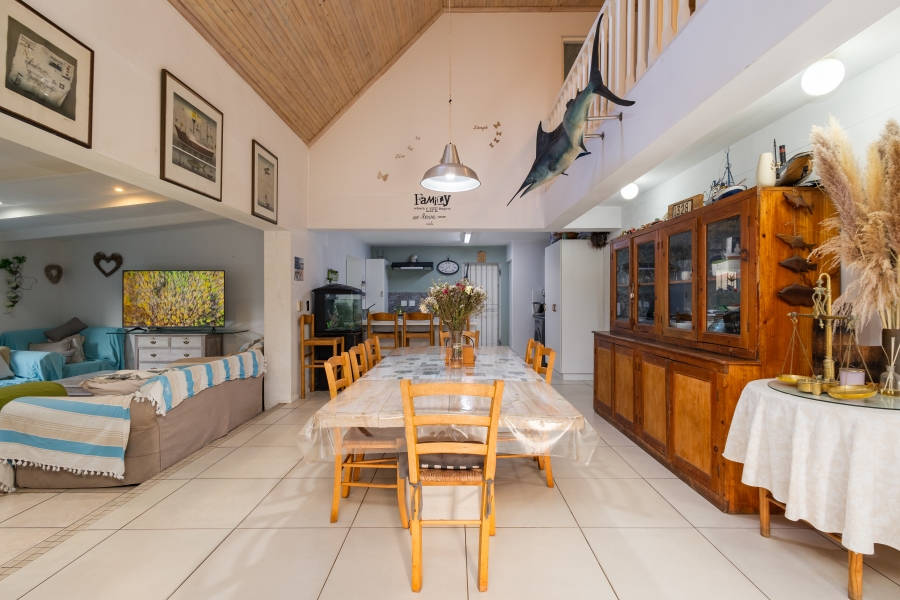 5 Bedroom Property for Sale in Seaside Longships Western Cape